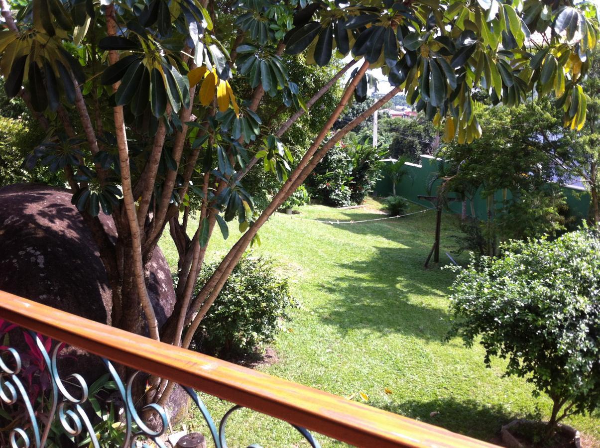 Bela Ilha Guest House Ilhabela Kültér fotó